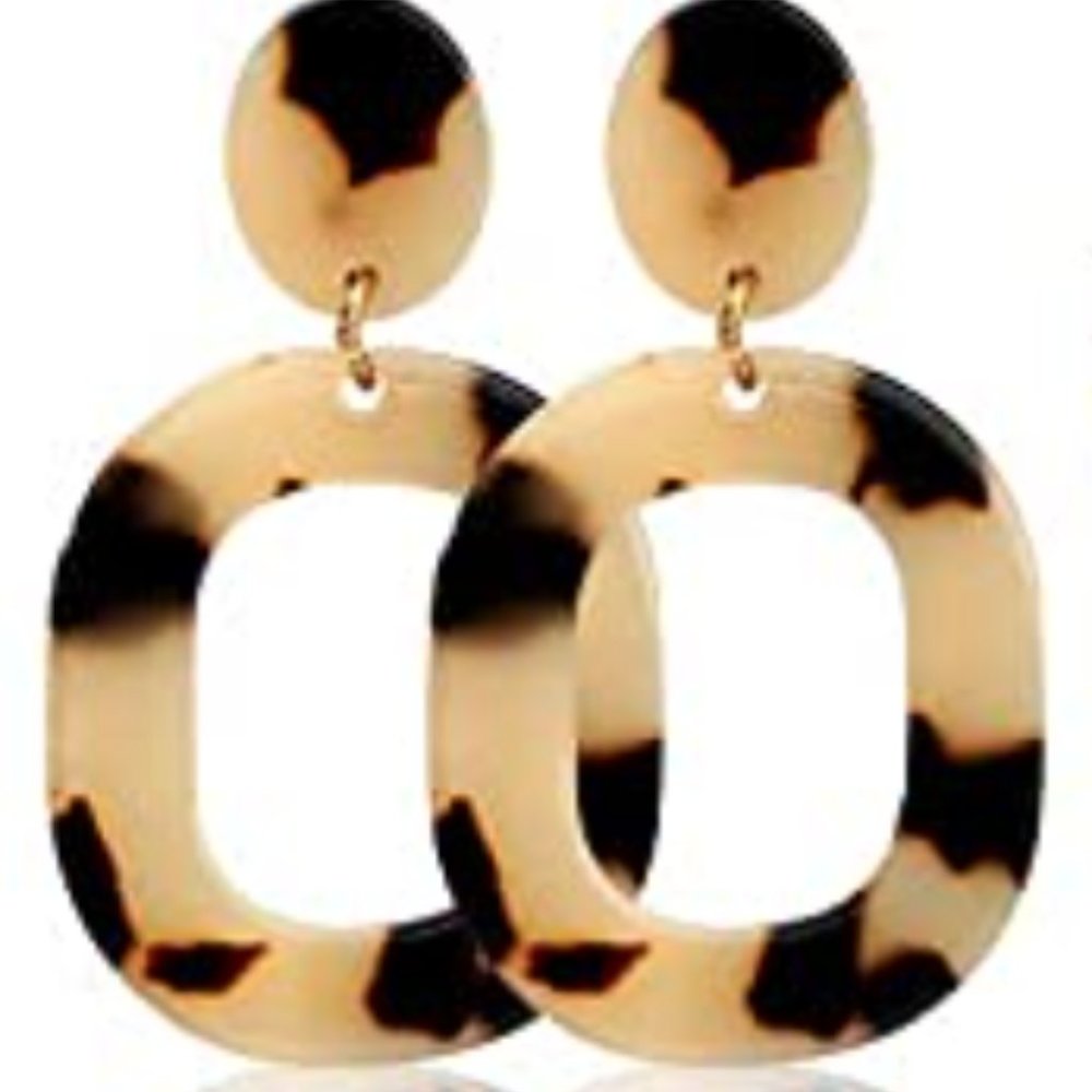 Leopard Hoop Earrings - Picture 4 of 5